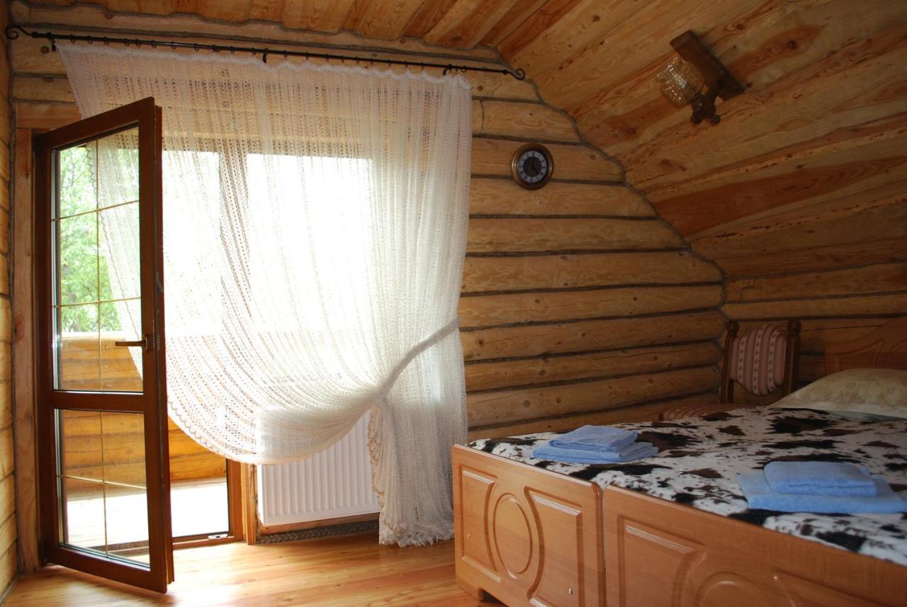 Смерекова Хата Potschajiw Exterior foto